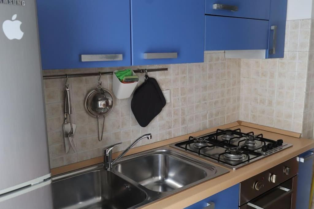 Casa Etruschi - Appartamento Con Posto Auto Livorno Luaran gambar